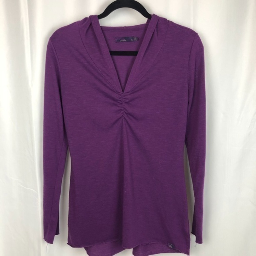 PRANA Size Small Purple Hoodie Top. EUC.